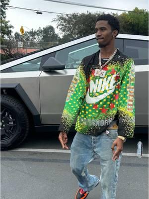 #kingcombs and shows off his new #tesla #cybertruck #jalalalkali 