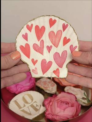 Easy DIY Valentine’s Day gift idea 2025🎁 #valentinesday2025 #diygift  #cutediy #vdaygift  #diyvalentinecrafts  #handmadegiftideas #diygiftideas #valentinesdaygiftideas 