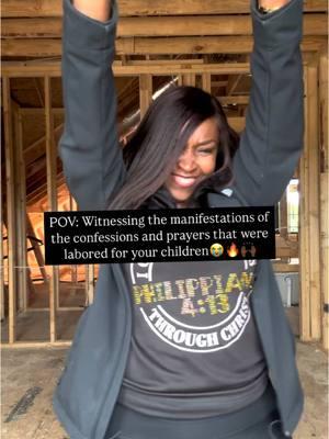 When your children provide the opportunity to write sciptures on the boards of their new build home. 🙌🏾🔥Labor confessions, prayers, & moments of empowerment for your children EARLY in their life… Lord thank you🙌🏾 All the Glory belongs to you. #glory #prayerworks #new #momblogger #holdon #generations #legacy #fruit #newbuild #scriptures #faith #family #5heartbeats 