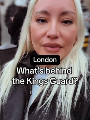 📍Finally went behind the scenes 🇬🇧🐎💂🏻 #royalguard #kingsguard #kingsguardstiktok #london #unitedkingdom🇬🇧 #UK #horseguards #horse #guard #travel 