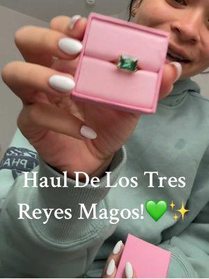 Haul de Los Tres Reyes Magos!💚 #awbm #newyork #fypシ゚viral🖤video #fyp #puertorico #grwm #haul #tresreyesmagos 