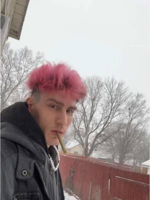 #outside#snowing#gothboi#beyou#paintyournails#weareyeliner#spreadlovepositivity#fyp#fypシ 