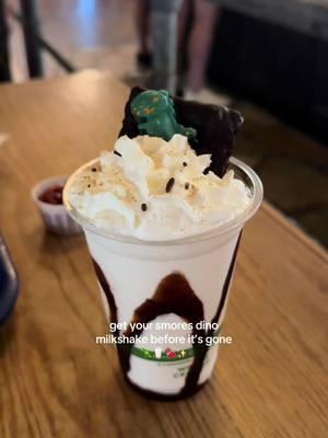 enjoying every second of this milkshake 🥰🍫🤍🦕 #dinoland #disney #disneyparks #disneyworld #disneyland #disneyworldsnacks #disneysnacks #disneysnack #disneyfood #disneyfoodie #disneyfoodreview #disneysnackreview #disneyworldfood #animalkingdom #dinolandusa #animalkingdomdisney #animalkingdomfood #milkshakes #smores #smoresmilkshake #disneyadult #disneymovies #disneymagic #disneymusthaves #disneymustdo #disneymusthave #disneypark #disneyday #disneyvlog #disneyaccount #fyp #foryou 