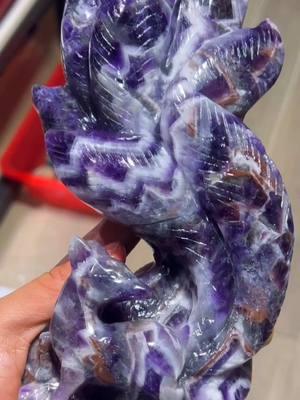 Dream amethyst carvings #crystal #crystals #crystalshop #crystalcollection #crystalhealing #carvings #carving #ninetailedfox #animal #animallover 