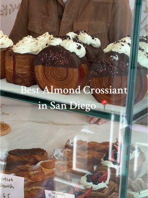 food vlog ~ sharing my favorite local bakery 🤧🤧 #almondcrossiant #bakery #bestbakery #foodvlog #sandiegohiddengems  #CapCut 