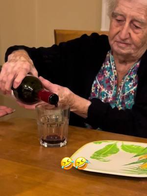 Don’t mess with yiayia and her wine🙅‍♀️ . . #greek #greekyiayia #grandma #yiayia #stronggrandma #comedy #foryou #funny #pretty #granddaughters #wine #dinner