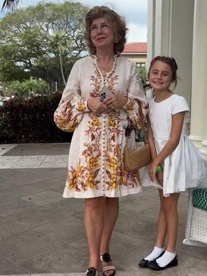 #palmbeach #palmbeachstyle #palmbeachstylist #palmbeachlife #oldmoney #oldmoneyaesthetic #worthavenue #birkin #worthavenuepalmbeach #luxurylifestyle #grandmothergoals #grandmotherandgranddaughter #viral #luxuryfashion #palmbeachisland #palmbeachfl 