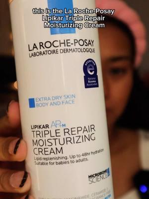 Tackle the cold weather with confidence this winter, feat. Lipikar AP+M Triple Repair Moisturizer 💙​ #larocheposay #headtotoehydration #winterhydration 