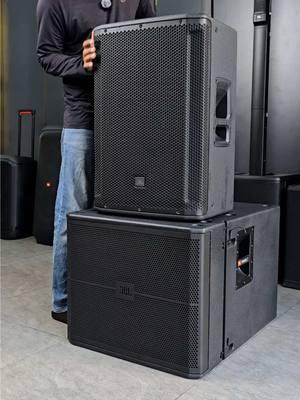 High-Performance Audio System | JBL SRX815P, VRX918S Subwoofer & Crown XTi 4002 | Sound Test . . . #amplifier #loudspeaker #bass #subwoofer #audio #jbl #crown #dbx #speaker #soundsystem #fypシ゚viral #foryoupage #trending #fy 