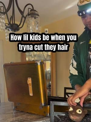 How lil kids be when you trinna cut they hair 💈🤣🤣 #bigbthebarber #barbertok #tiktokbarber #barbertools #bestbarberkit #funnybarber #cottonmouf #puppet #dukiedukecotton #lilkidsbelike 