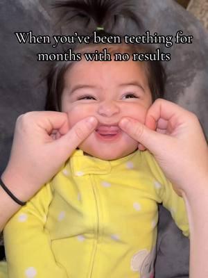 Somebody save her #teething #teethingbaby #teethinghacks #babytok #jellyroll 