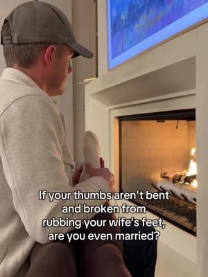 Bonus points if it’s in front of the fire.  #jaredmecham #ellieandjared #marriagehumor #coupleshumor #coupleshumor 