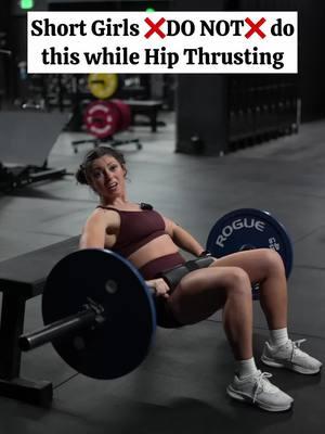 Short Girls + High Benches + Hip Thrusts = Recipe for Back Pain 😖💥 comment “COACHING” to work with me 👇#shortgirls #shortgirlproblems #shortgirlissues #shortgymgirl #shortgirlhack #gymhack #hipthrusts #hipthrustsetup #hipthrusthack #gymtips #gymtipsforwomen #legday #legdayexercises 