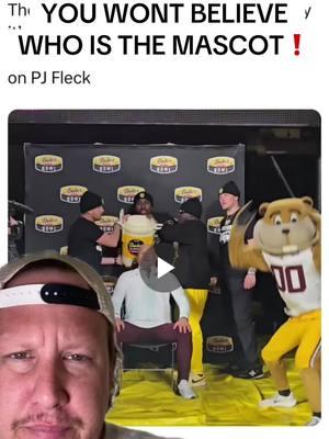 #greenscreenvideo Dukes Mayo Bowl! PJ Fleck gets mayo dumped on his head! Also Celebrity Guest Mascot! ❗️❗️😳😳 #CollegeFootball #cfb25 #mayobowl #dukesmayo @dukesmayo #flavaflave #football #footballtiktok #footballfans #fypシ #fypage 