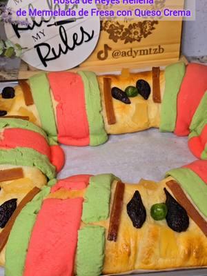 #roscadereyes #roscarellena #rosca #mermeladadefresa #quesocrema #recetas #tradicionesmexicanas #panmexicano #pandulce #pandetemporada #tradicional #hechoencasa #pancasero #rellesmagos #diadereyes2025 #conamor #paratupagina 