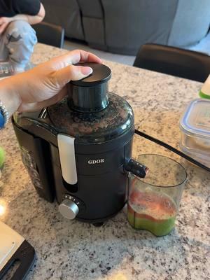 homemade juice 🍏🍋‍🟩🍋🥝🍓 can guarantee this will be gone by tomorrow 😅 #juicer #juice #homeadejuice #juicermachine #homeade #fruit 