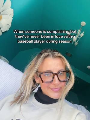 It’s hard out here #baseball #baseballszn #baseballgirls 