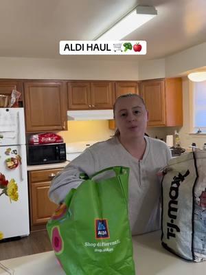 Aldi haul 🥦🛒🫶🏻🍎 how much do you think this was!? #aldigroceryhaul #aldihaul #aldigroceryhaul #groceryshopping 