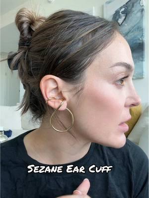 @Sézane ear cuffs are the coolest #sezane #earcuff #earrings #coolearrings #sezanejewelry 