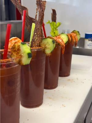 Aquí se las preparo pásele oiga!#fypシ #fyp #paratiiiiiiiiiiiiiiiiiiiiiiiiiiiiiii #miche #micheladas #micheladaspreparadas #clamato #carneseca #beefjerky # #camaron #camarones #shrimp #botanas #snack #bloodymary #mix #drinks #newyear #tmcheladas #2025 #hangover #hangovercure #crudo #cruda #alav #toxica #toxico 