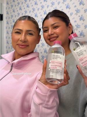 My mom taught me everything I know about makeup , so it was only right I teach her everything I know about taking OFF makeup. Of course with @GarnierUSA Micellar Cleansing Water 🤍🧼 #garnierpartner #garnierskincare 