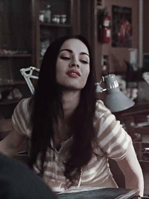 I forgot to read hamlet😔 #meganfox #jennifersbody #jennifersbodyedit #meganfoxedit #sirenffx 