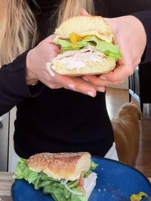 A CLASSIC TURKEY SANDWICH that pregnant girls can eat ~~The baby’s first sub 👼🤰🥖 #pregancyjourney #pregnacycravings 