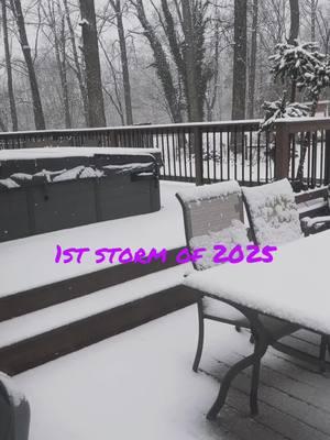 #2025 #1stsnow #mooresville #indiana #♥️tiktok #snow #letitsnow #playtime #fyp #fmp #formypage #foryourpage #fun #jesus 