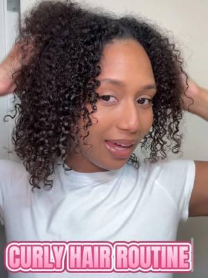 calling all curly girls 😫😫😫 HELPPPP #curlyhair #curlyhairroutine #curlyhairytips #belizeantiktokers #curls #curlsroutine #carolsdaughter #auntjackies 