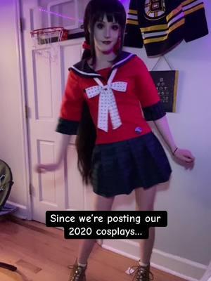 I don’t miss the 2020s, but sometimes I miss the creativity of it. #danganronpacosplay #danganronpa #makiharukawa #makicosplay #makiharukawacosplay 