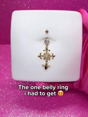 Its a must have! #bellyring #bellypiercing #navelpiercing #piercings #bodyjewelry #bodypiercing #cross 