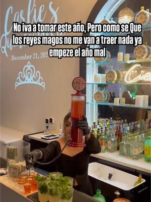 Le echamos ganas despues fel los reyes magos #drinkstagram #kingsbartendingservices #privatebartender #nowbooking #mobilbartender #socialmediamarketing #kbs🔱 