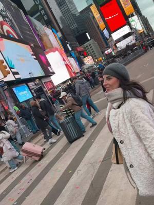 Me encanta 🗽🤩✈️ #newyork #timesquare #manhattannewyork #manhattan #paseando #viaje #feliz #parat 