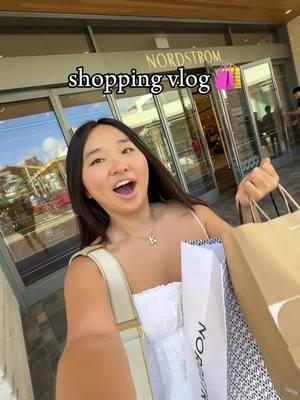 shopping vlog 🛍️ #ShoppingSpree #shoppingspreevlog #shoppingvlog #hugemall #livinginhawaii 