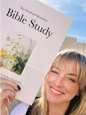 New Year, Better You! Get closer to God each day with this simple Bible Study! #biblestudy #godgoals #DailyRoutine #godisgood #jesus #newyearnewme 