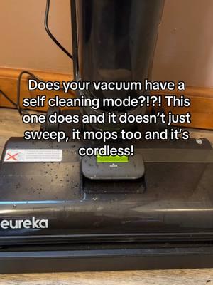 It’s so satisfying to clean with! #eureka #eurekavacuum #vacmop #eurekavacuummop #cleaning 