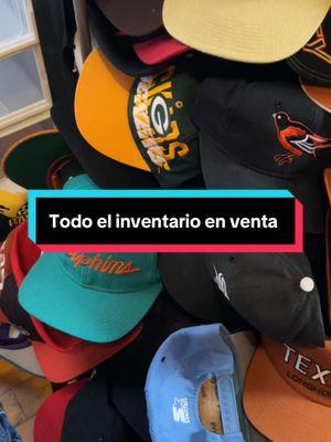 Todo en venta #gorrasviejaguardia #techosviejaguardia  #hatvintage #hatcollector  #capcolector  #collectorvintage  #vintageusa  #capvintage  #hatvintage  #gorrasmuñecudas #gorrasmickeymouse #gorrasclasicas #gorrasviejas #logoathletic #logoathleticsharktooth #logoathleticdoublesharktooth #vintagesnapbacks #streetvintageking  #snapbackvintage #vintageusa #vintagenascar 