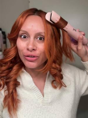 Me encanta esta planchita para hacer mis rizos 😍  #hairtools #hairtok #hairstyle #straightenercurls #langehair #langehairtools #rizosconplancha #copperhair #straightener 