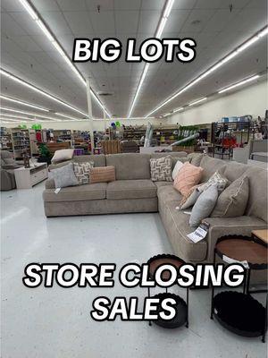 Let’s get these couches 90% off 😍 #storeclosing #closingsale #biglots #clearance #clearancehunter 