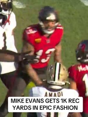 Mike Evans ties Jerry Rice for most consecutive seasons with 1k rec yards in NFL history with 11 🤯 #buccaneers #mikeevans #nflfootball 