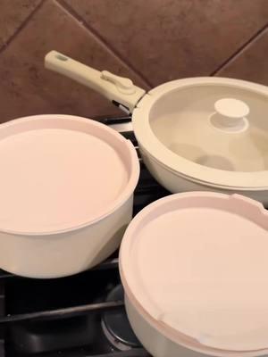 #nonstickpots #nonstickpans #potsandpans #storagehacks #ttsstarcreator #TopTierJanuary #winterfinds #tiktokshopnewyearnewaura #newyearfinds #ttslevelup #newyearnewaura 