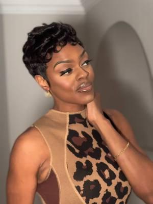 If you love short human hair wigs, this look is 🔥 💖 No lace 💖 Glueless 💖 Comes cut and pre-styled (you may need to touch it up after packaging and shipping) 💖 Weekly and monthly payment plans available #shortwigs #wig #lacefreewig #pixiecut #shortwigforblackwomen #wigtok #wiginfluencer #contentcreator #shortcut 