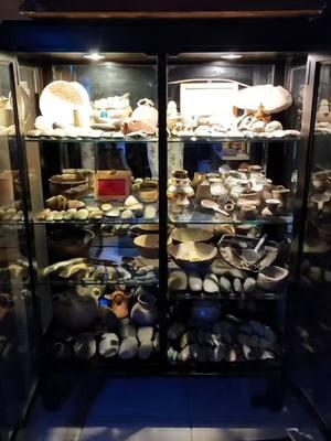 A little preview of one of my relic cabinets in the museum! I've been collecting and teaching artifacts for over a decade now,  true passion! Rock on! #History #Ancient #ArrowheadHunting #Relics #Treasure #Arrowheads #Collecting #Artifacts #Museum #PrivateCollection #PC #IndianArtifacts #NativeAmerican #Prehistory 