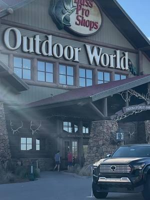 Slow Sundays as a family #momwithacamera #everydaymom #momlife #azmom #bassproshops 