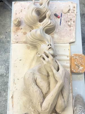 Day 1 of detailing the sublimation.  #clay #ceramic #ceramics #sculpture #death #pottery #art #bodyhorror #bodymorphing #bodymorphism #transformation #metamorphosis #monster #figurativesculpture #artenthusiast #jacksonshaner #shanerceramics 