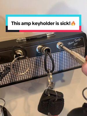 Coolest key holder ever! 🔥 #keyholder #guitar #amplifier #coolgifts #fathersdaygift #fathersdaygiftideas #music #musician #band #coolkeyholder #guitaramp 