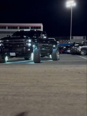 📷 @Kole Moore #s400 #300hp #24x14s #americanforce #duramax #chevy #chevrolet #silverado #tungsten #nitto #fyp #liftedtrucks #cameron394 #trucktok #funny #quotes #truckquotes #CapCut  @Thorpe money ent 