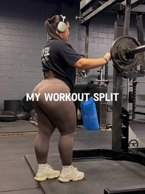 This is my fav split by far 🙂‍↕️  @AYBL on all the cutie gym fits — IZZYJ10 to save & support! 🤍  #gymmotivation #GymTok #gymgains #gymgirlsoftiktok 