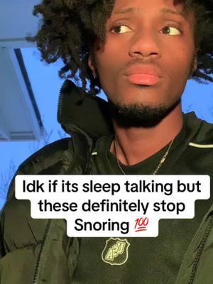 And its breathable im working on my summer jawline right now😎 #sleep #mouthtape #mouthtapping #deepsleep #sleepwalking #snoring #sleepbenefits 