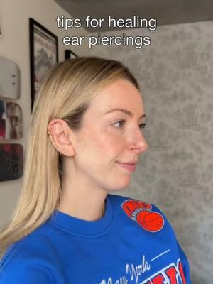 How do you heal all of your piercings? It’s a question I get all the time, and for good reason! Transparently I think it begins with a little bit of luck/genetics, but also relies heavily on the few easy steps shared above ✨ and when in doubt, consult a piercer or professional (I’m neither!) #piercing #piercings #piercingtok #piercingsoftiktok #piercingaftercare #piercingaftercaretips #earringtips #earring #earringstyle #earringslovers #pierced #piercedgirl 